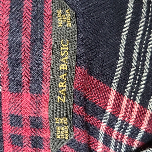 Zara Basic Red/black button-front plaid shirt Roll Tab Sleeve Size M, - Picture 9 of 11